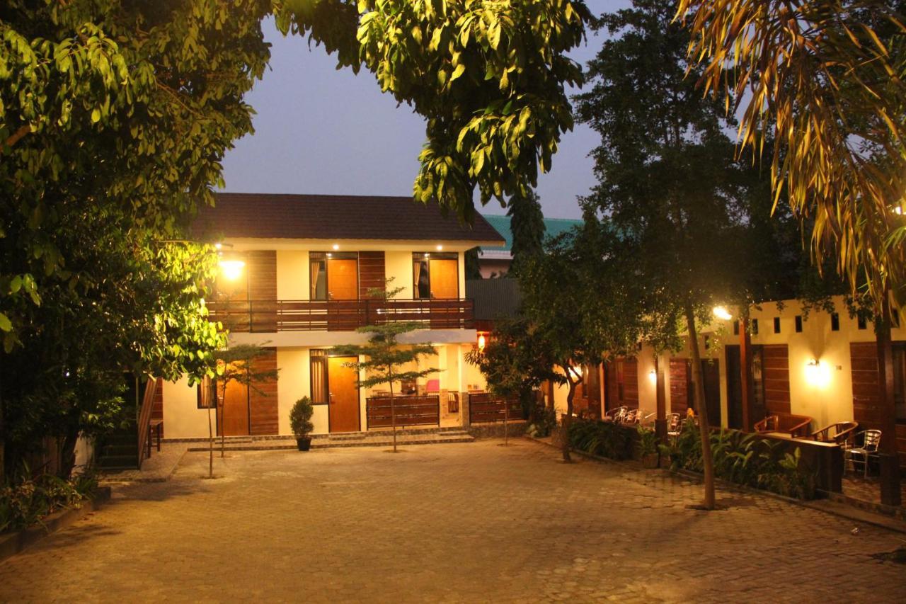 Bamboe Inn Homestay Bandar Lampung Kültér fotó